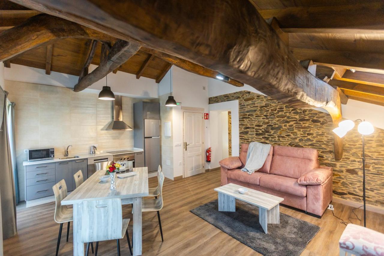Apartamentos Casona Del Campo Навия Екстериор снимка